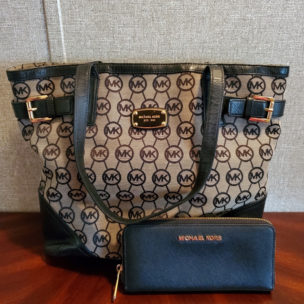 Michael Kors Shoulder Bag
